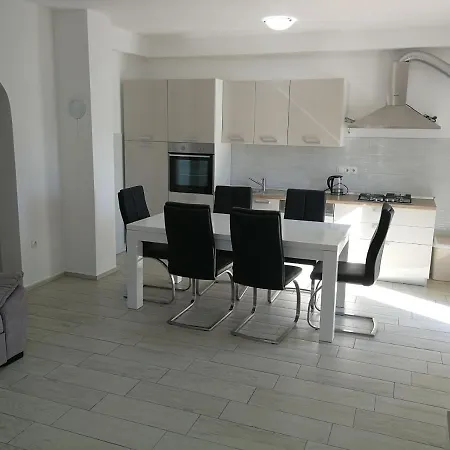 Juresko Apartment Mrljane