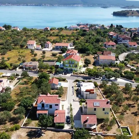 Juresko Apartment *